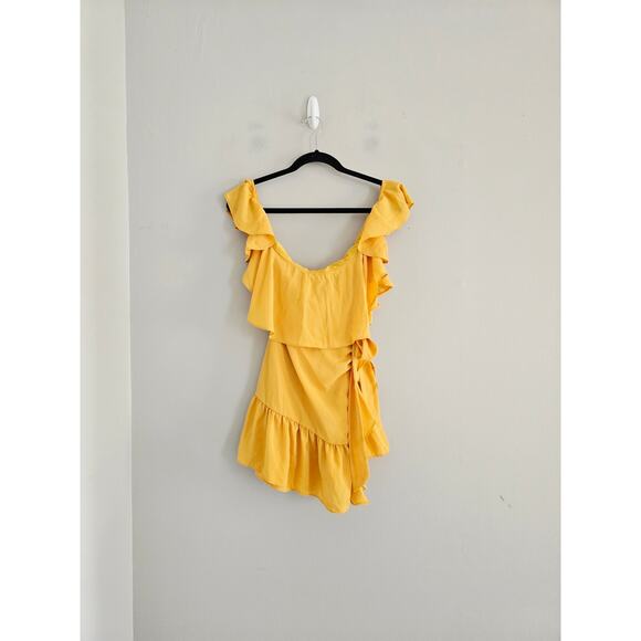 Revolve Superdown Mustard Yellow Wrap Off The Shoulder Dress S NWT - Picture 4 of 4